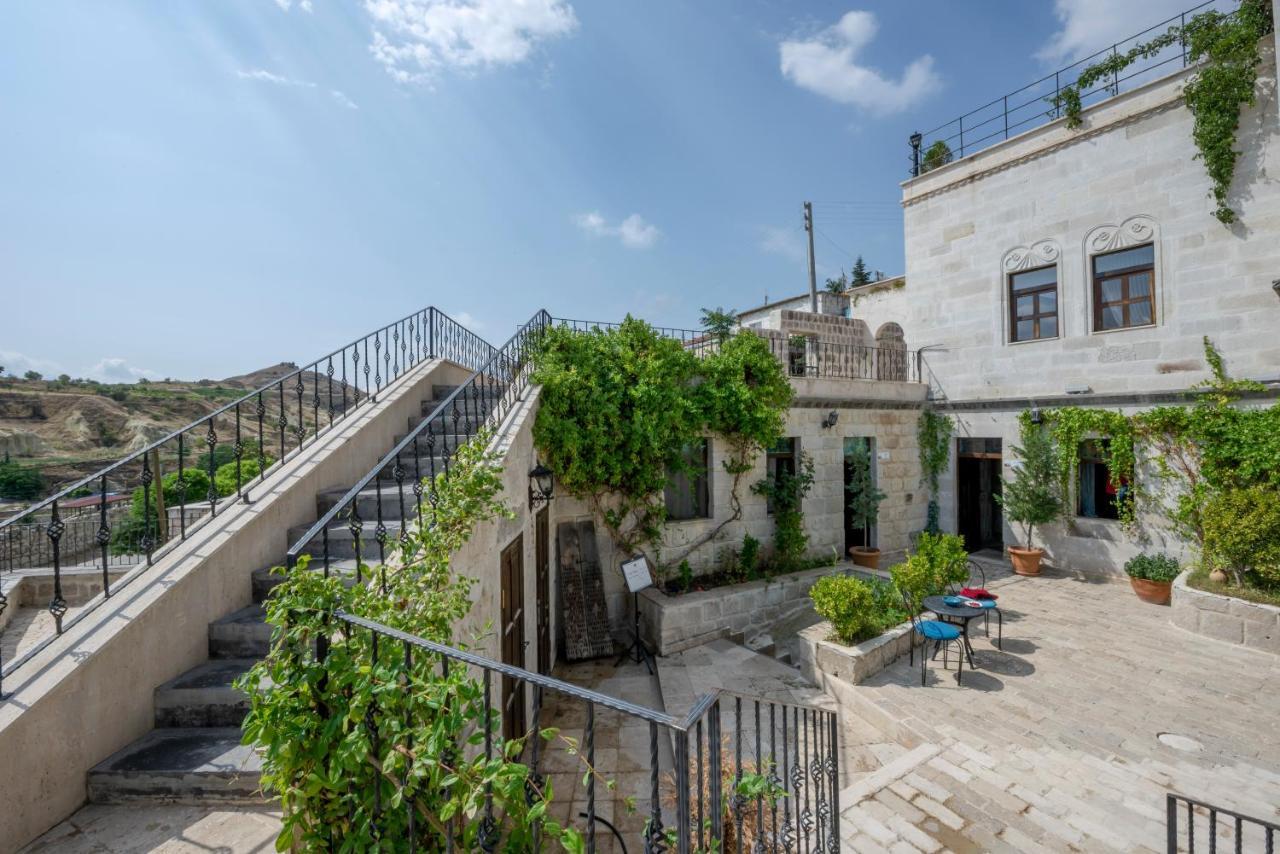 Sinasos Palace Cave Hotel Ürgüp Exterior photo
